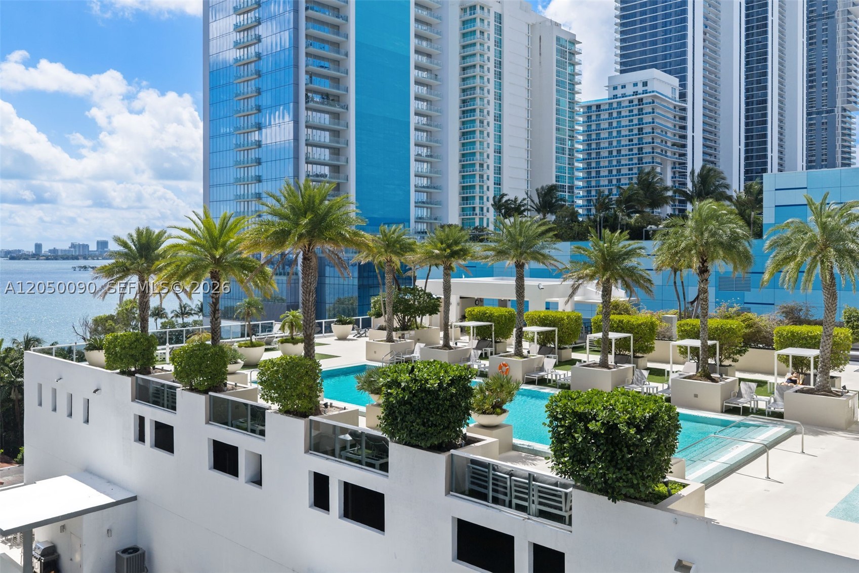 600 NE 27th St #1402, Miami FL 33137