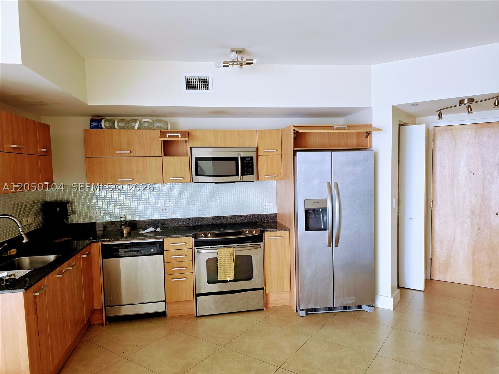 350 S Miami Ave #3201, Miami FL 33130