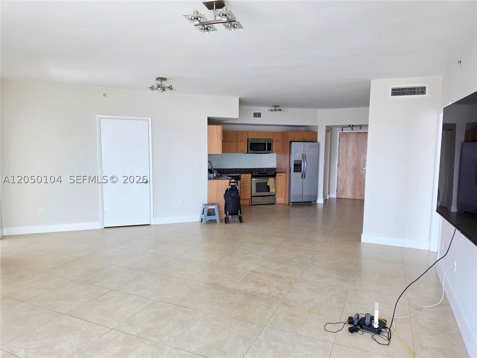 350 S Miami Ave #3201, Miami FL 33130