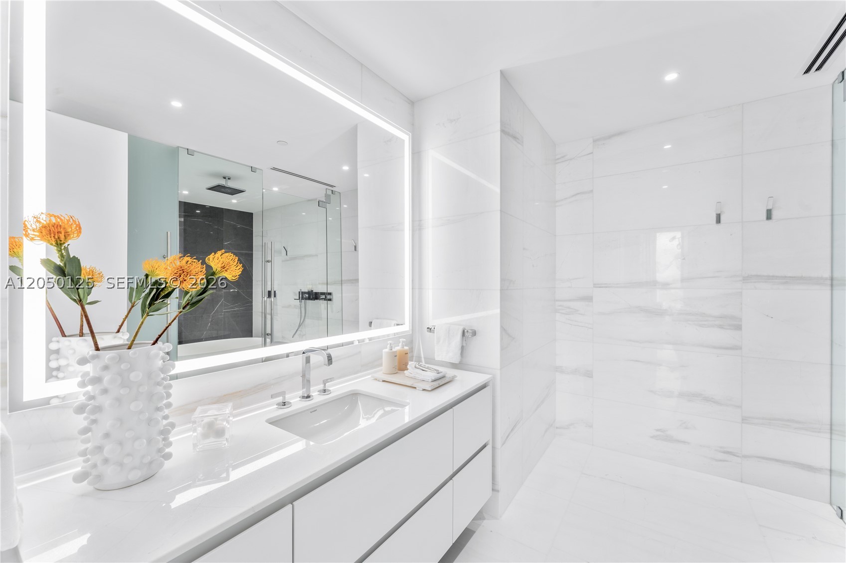 300 Biscayne Blvd Way #4309, Miami FL 33131