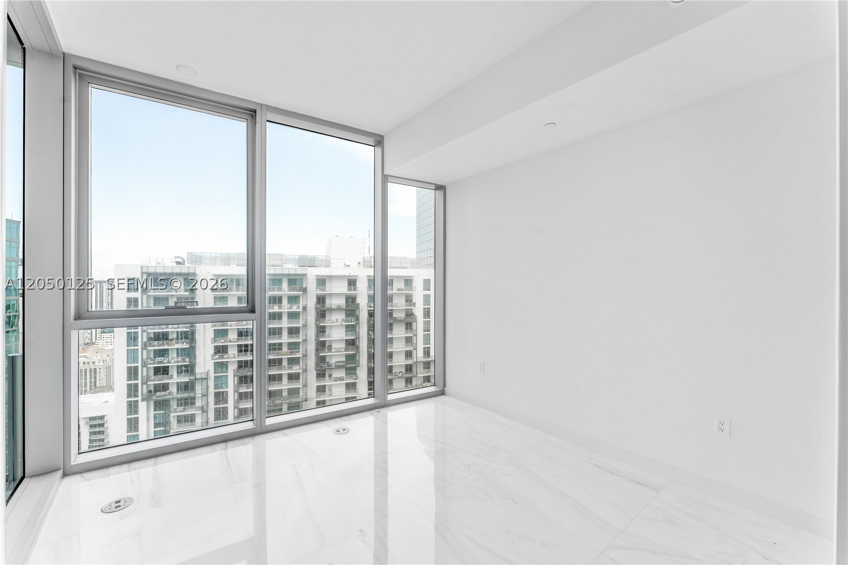 300 Biscayne Blvd Way #4309, Miami FL 33131
