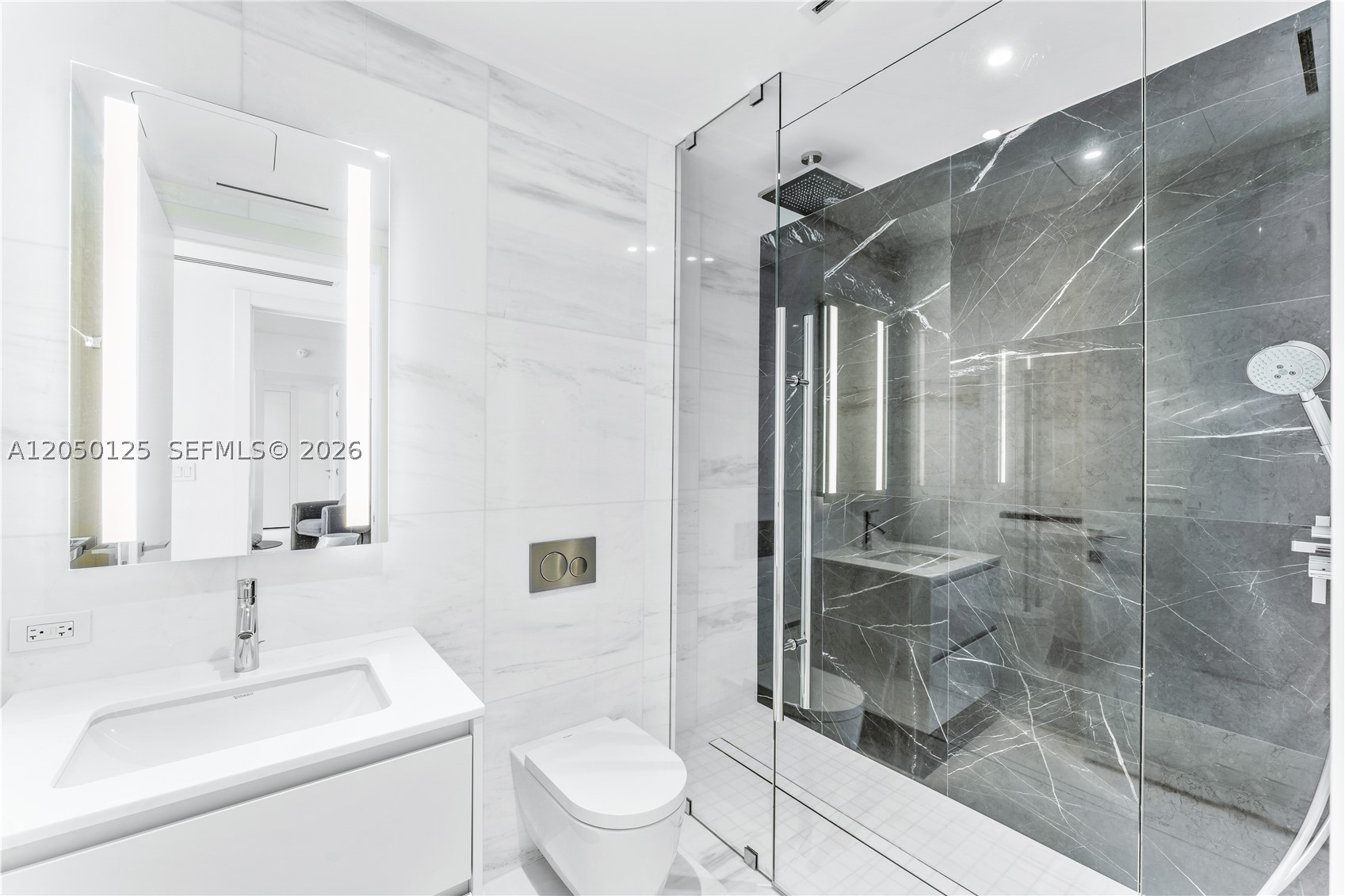 300 Biscayne Blvd Way #4309, Miami FL 33131
