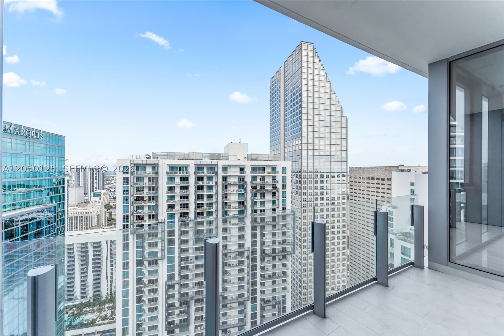 300 Biscayne Blvd Way #4309, Miami FL 33131