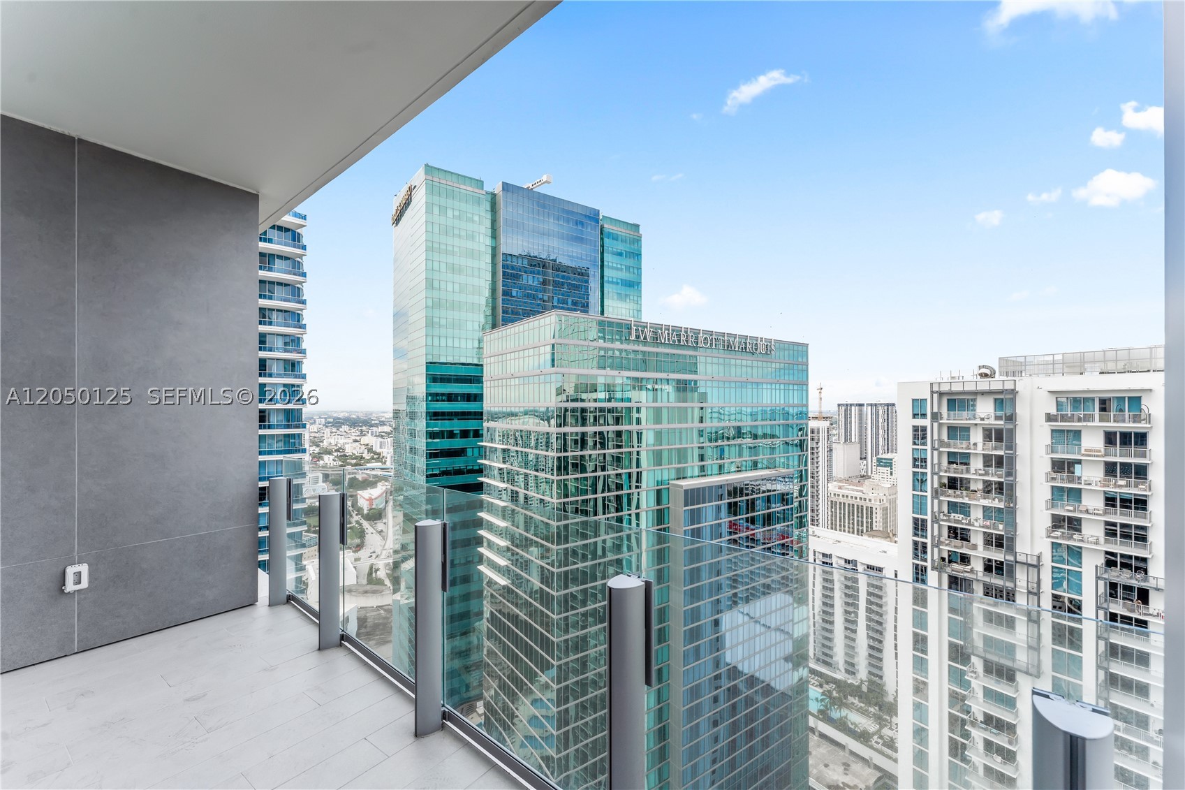300 Biscayne Blvd Way #4309, Miami FL 33131