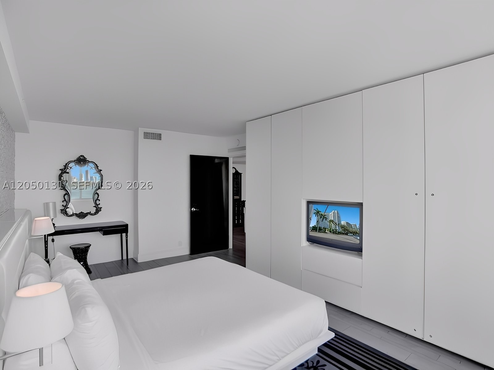1100 West  Ave #1024, Miami Beach FL 33139