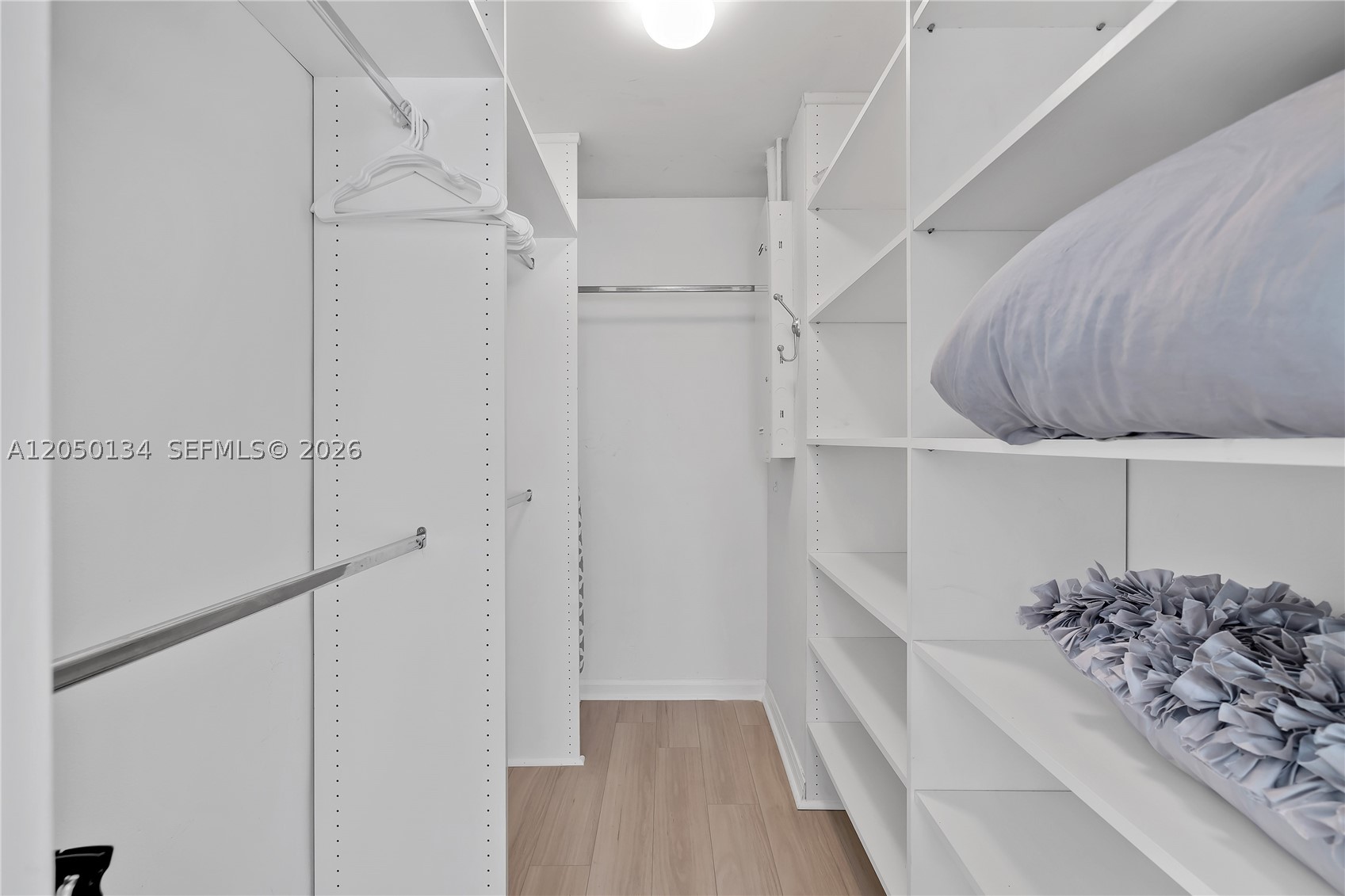 Bal Harbour FL 33154 - A12050134