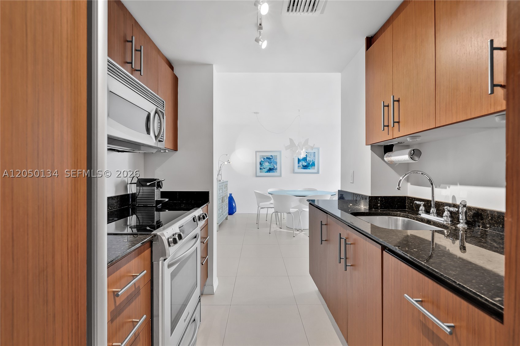 Bal Harbour FL 33154 - A12050134