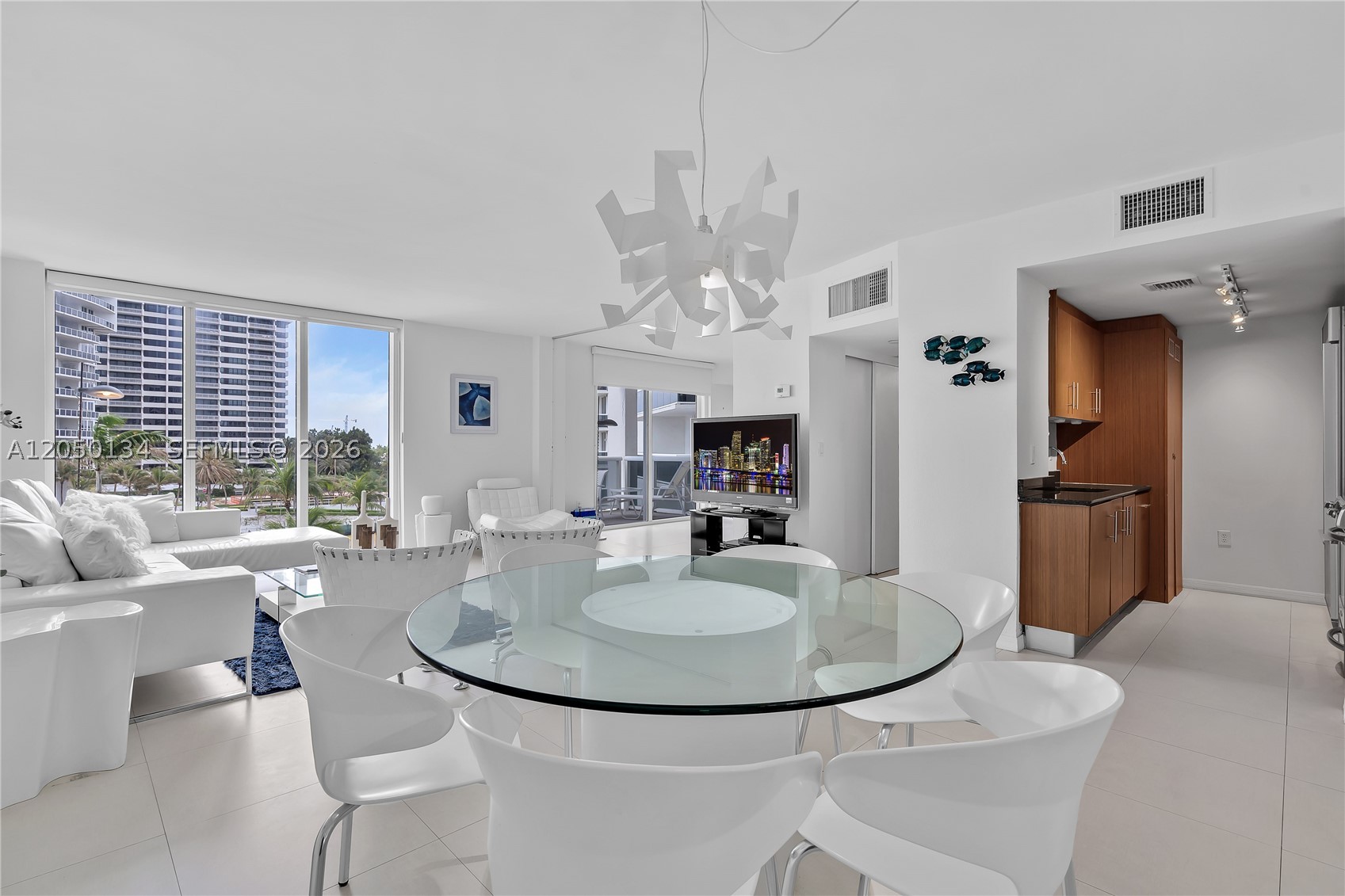 Bal Harbour FL 33154 - A12050134