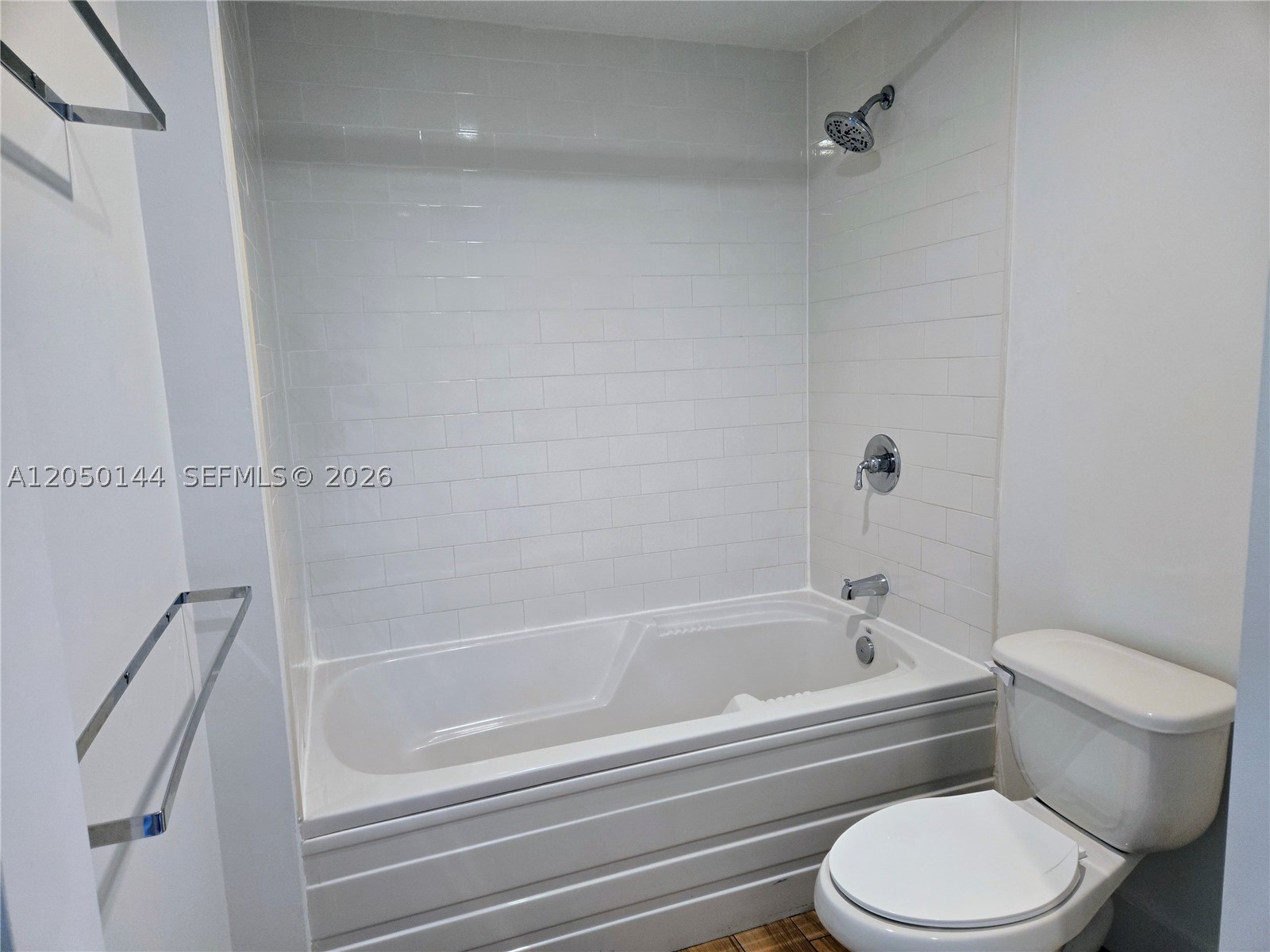 690 SW 1st Ct #1906, Miami FL 33130