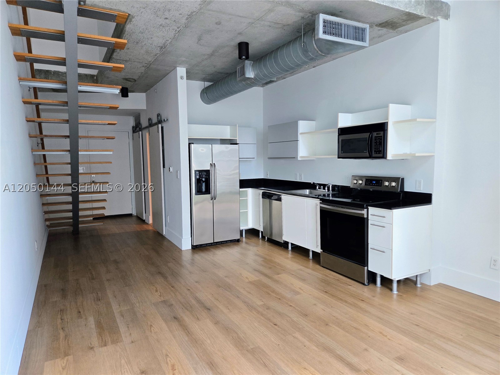 690 SW 1st Ct #1906, Miami FL 33130