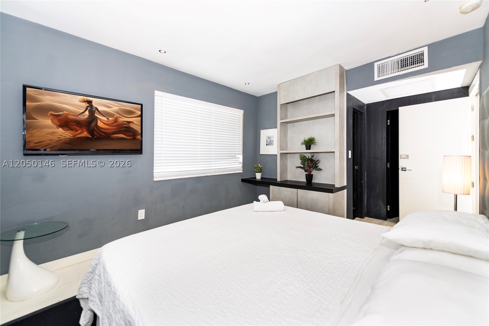 550 Michigan Ave #2, Miami Beach FL 33139