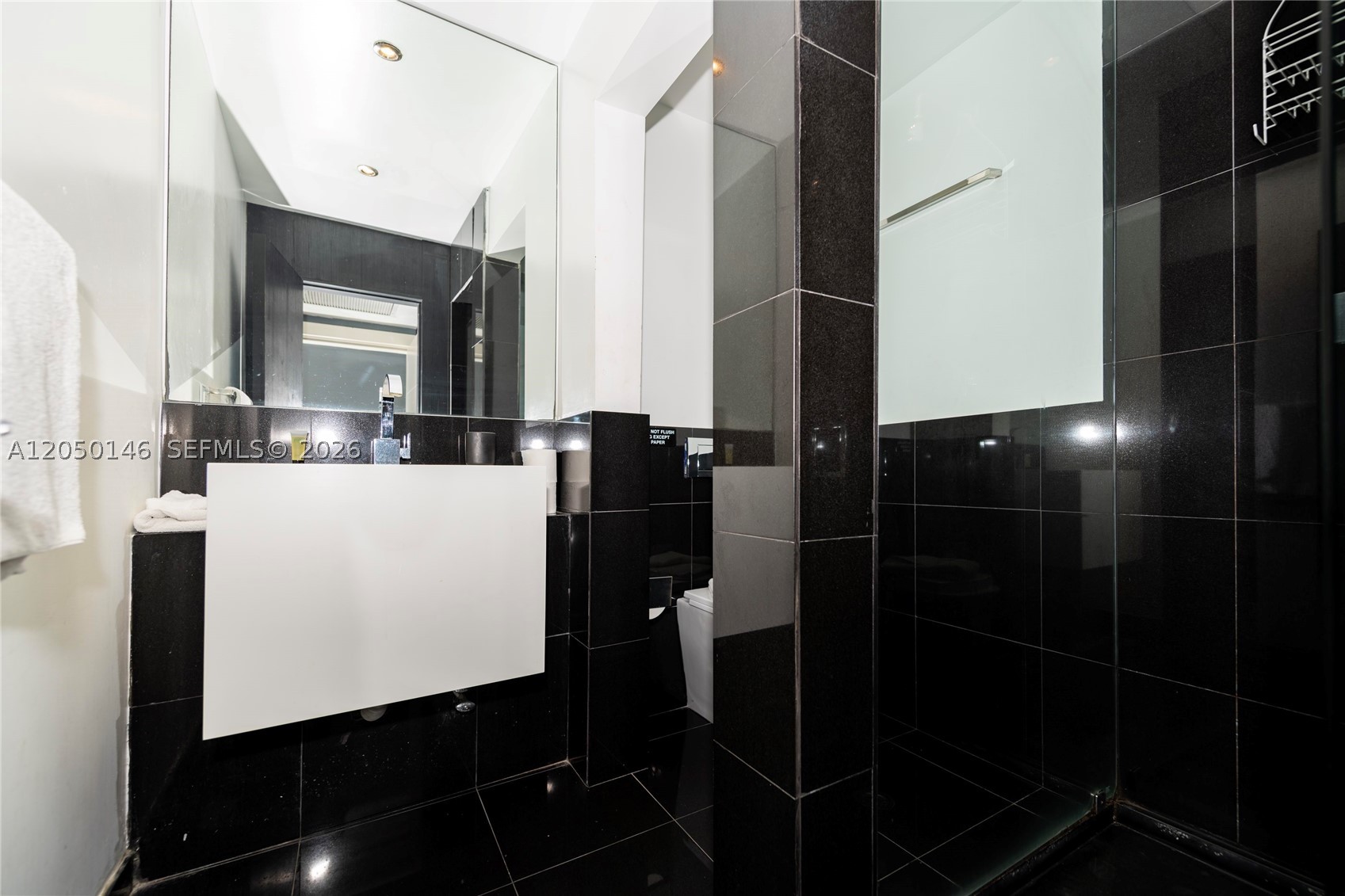550 Michigan Ave #2, Miami Beach FL 33139