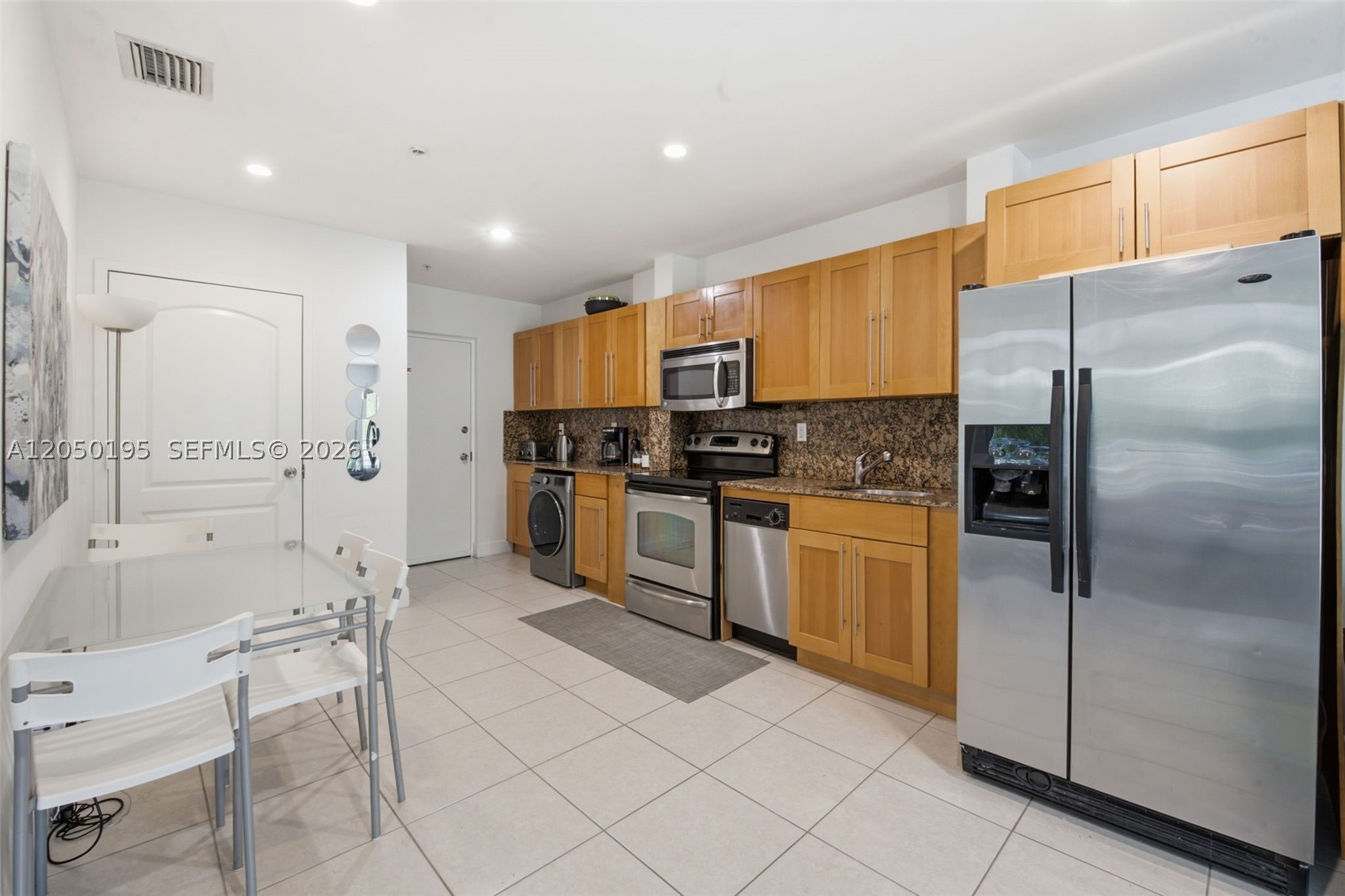 945 Michigan Ave #3, Miami Beach FL 33139