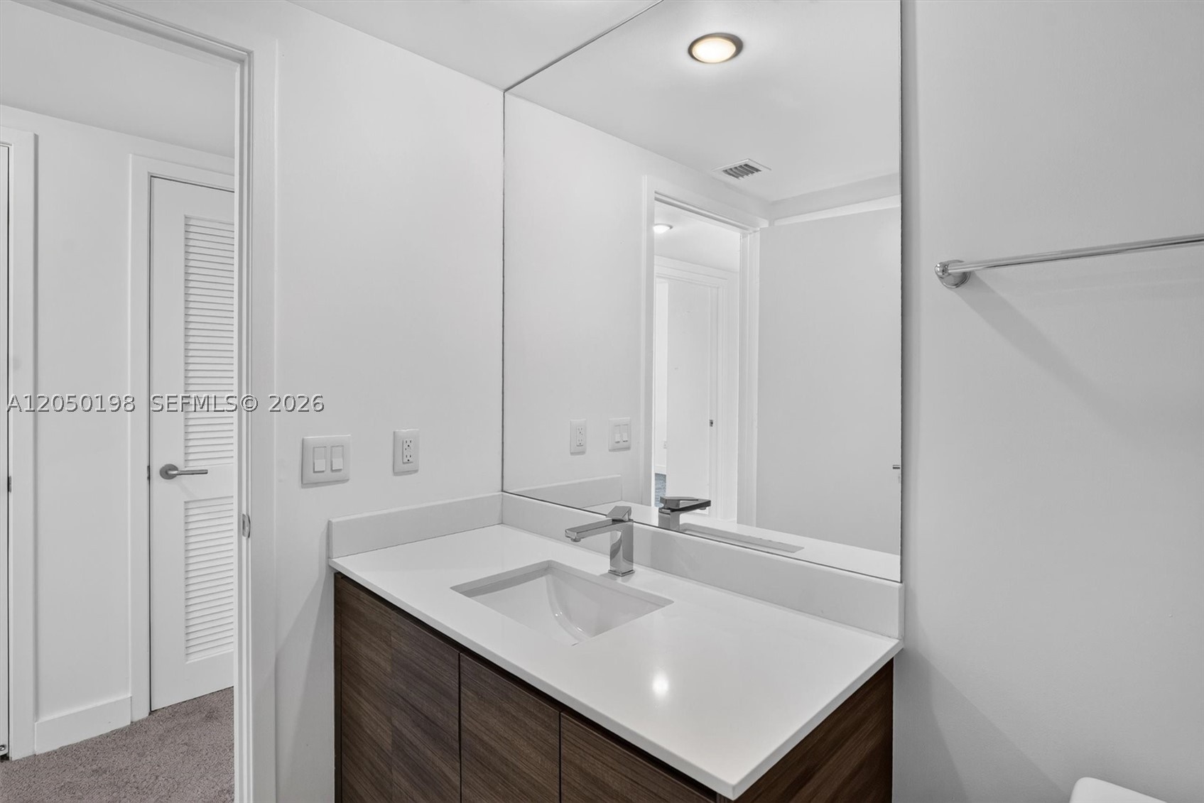 1100 S Miami Ave #3707, Miami FL 33130
