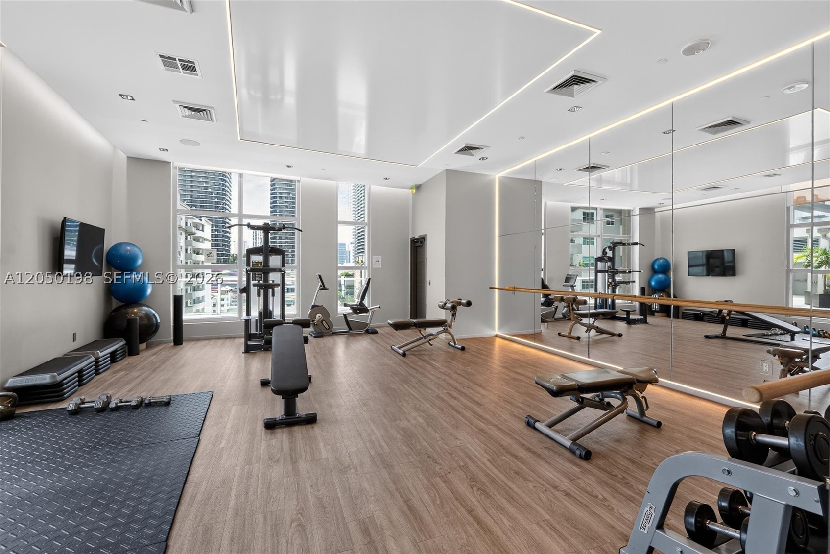 1100 S Miami Ave #3707, Miami FL 33130