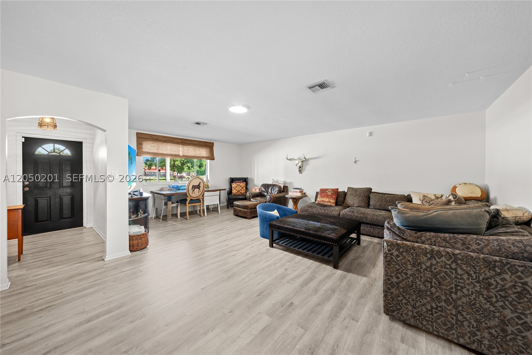1068 D Rd, Loxahatchee FL 33470