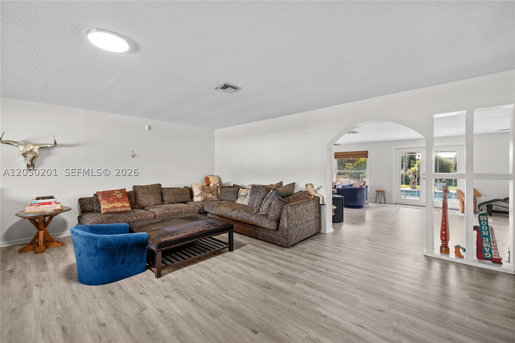 1068 D Rd, Loxahatchee FL 33470