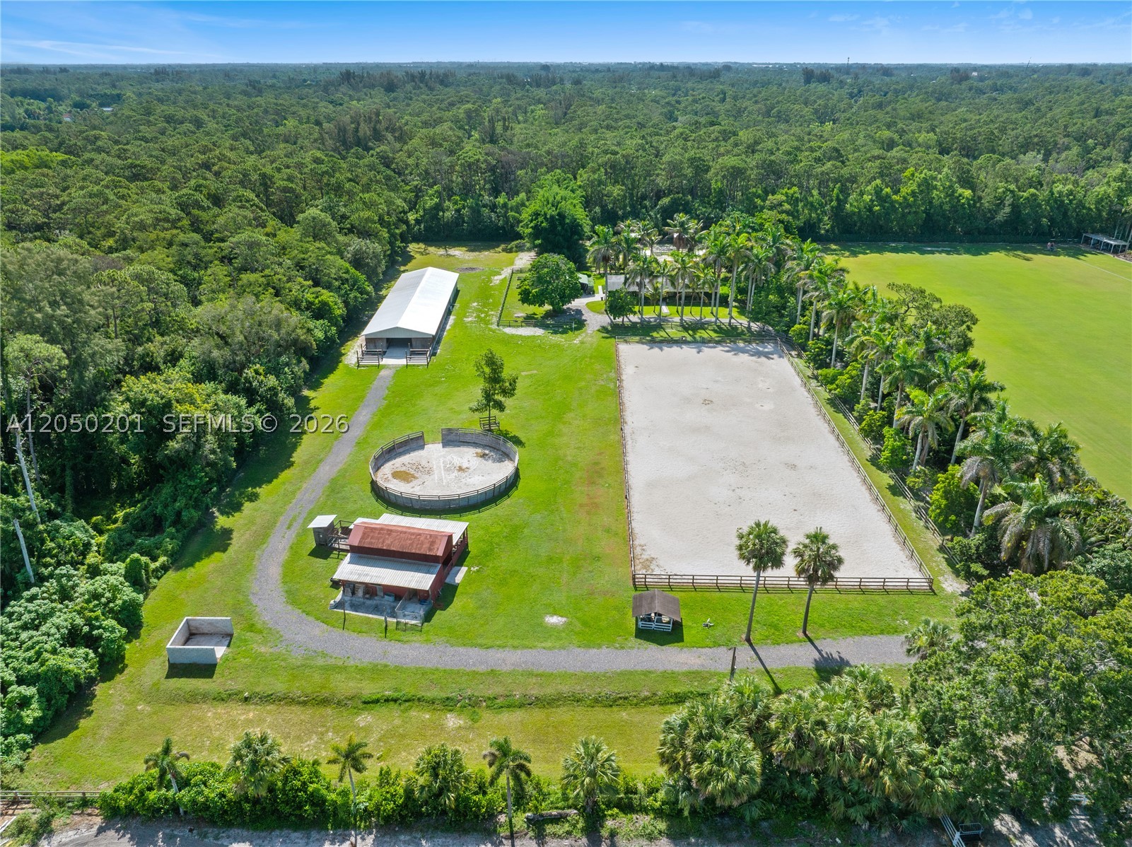 1068 D Rd, Loxahatchee FL 33470