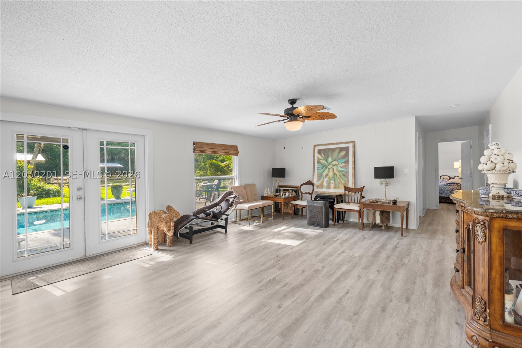 1068 D Rd, Loxahatchee FL 33470