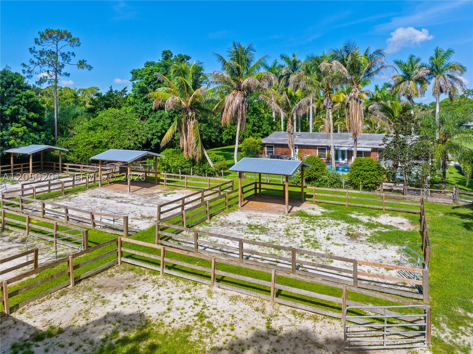 1068 D Rd, Loxahatchee FL 33470