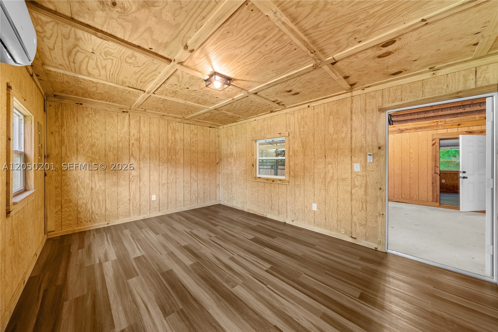 1068 D Rd, Loxahatchee FL 33470