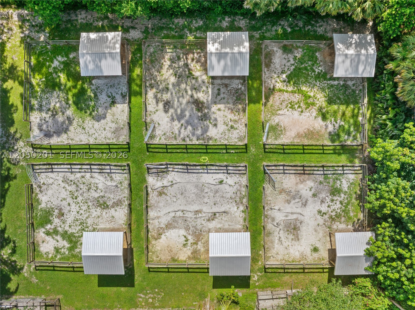 1068 D Rd, Loxahatchee FL 33470