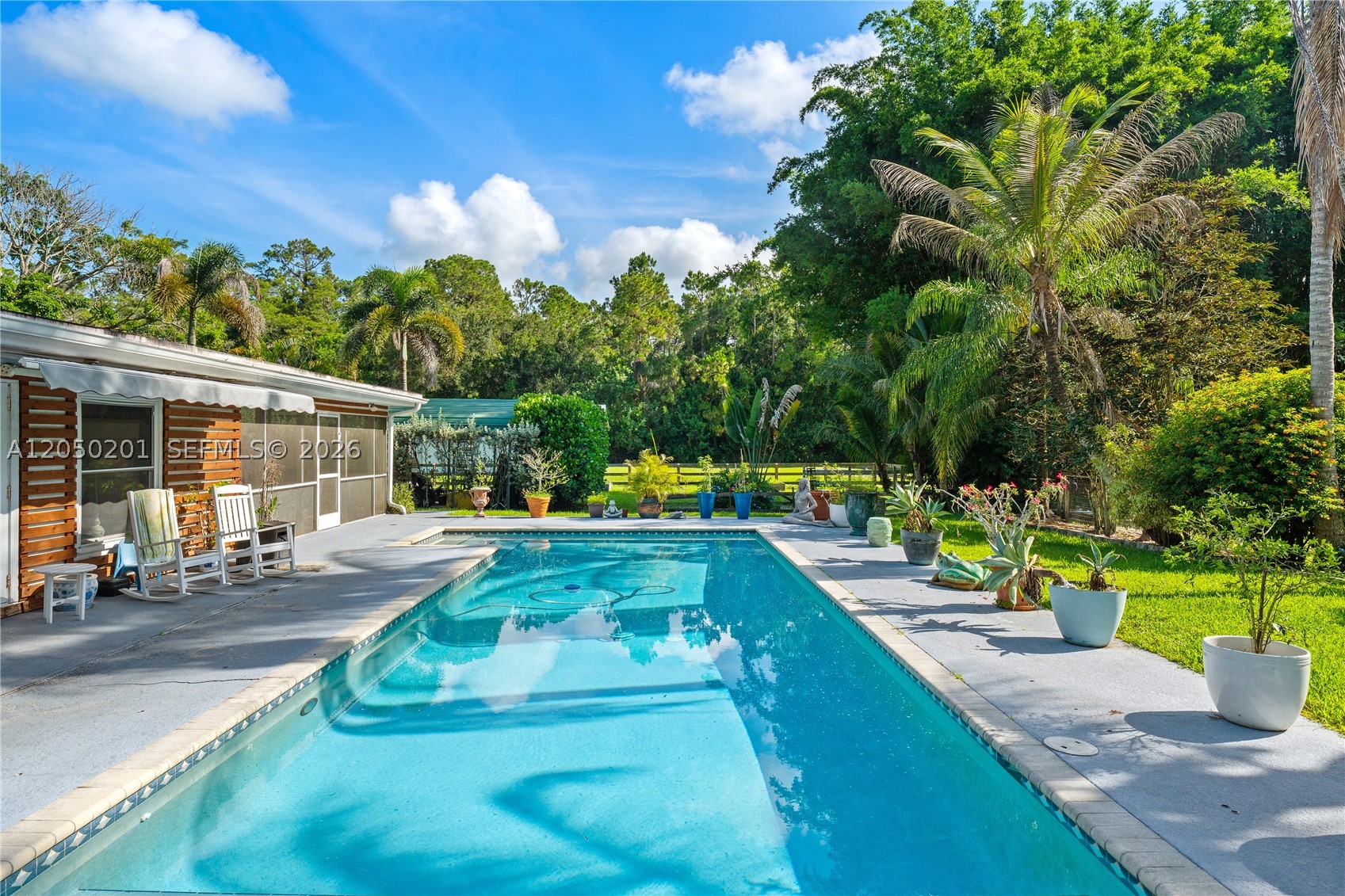 1068 D Rd, Loxahatchee FL 33470