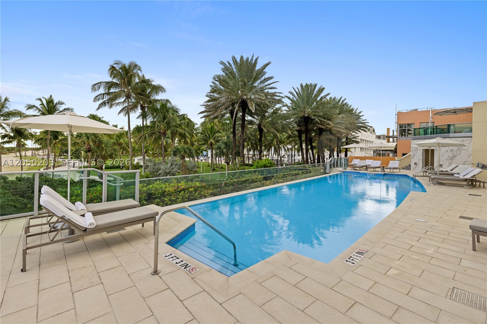 1455 Ocean Dr #1009, Miami Beach FL 33139