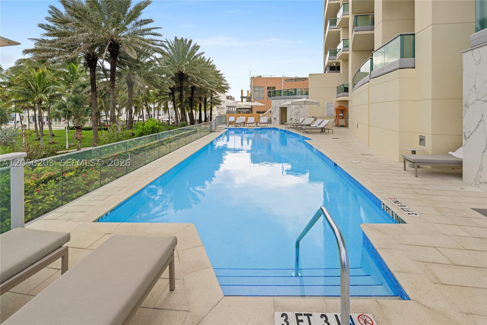 1455 Ocean Dr #1009, Miami Beach FL 33139