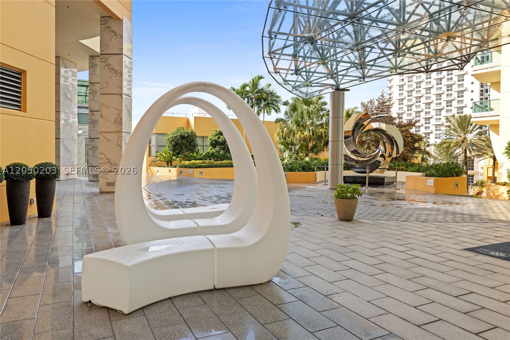 1455 Ocean Dr #1009, Miami Beach FL 33139