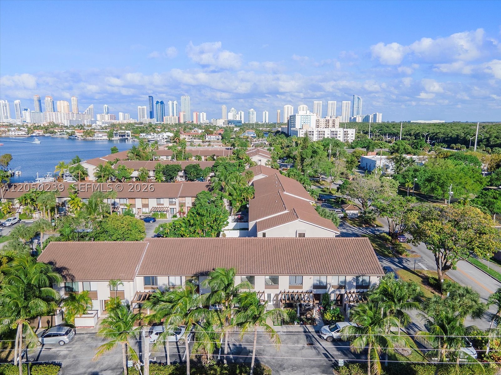 16449 NE 26 Ave #16, North Miami Beach FL 33160