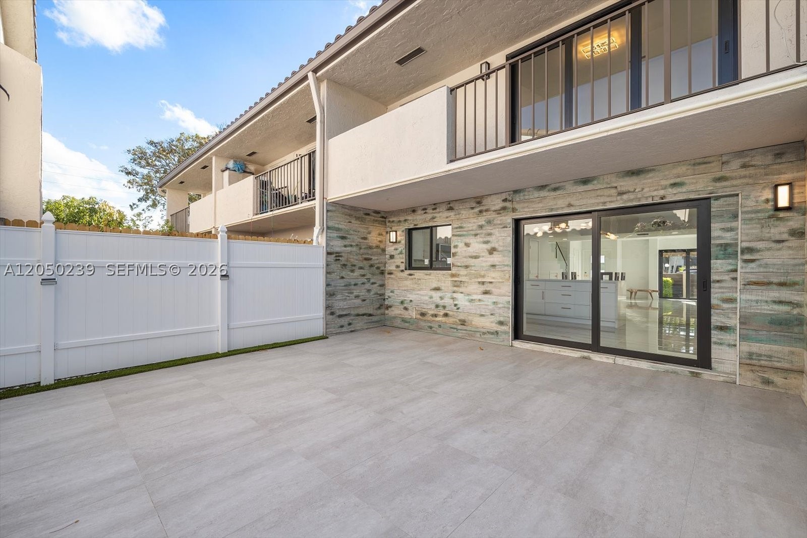 16449 NE 26 Ave #16, North Miami Beach FL 33160