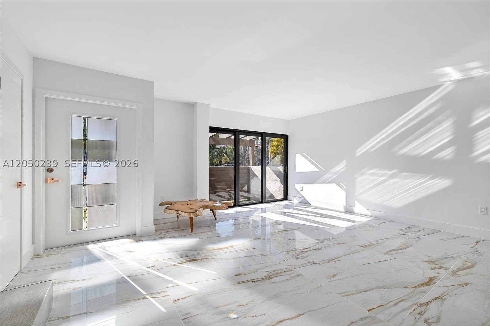 16449 NE 26 Ave #16, North Miami Beach FL 33160