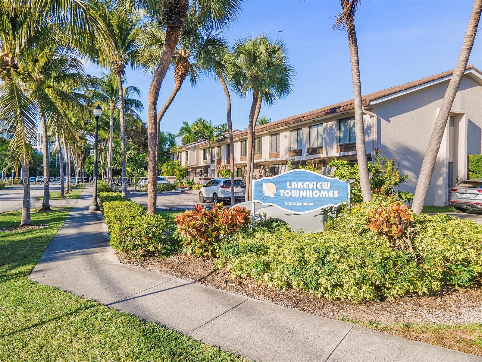 16449 NE 26 Ave #16, North Miami Beach FL 33160