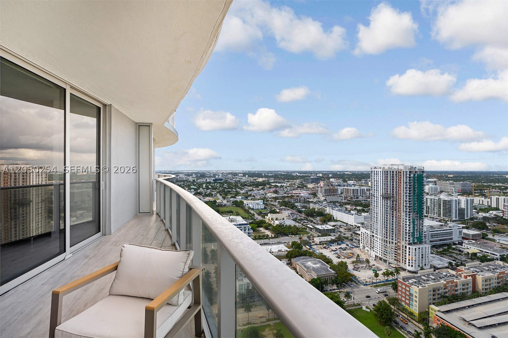 488 NE 18th St #3903, Miami FL 33132