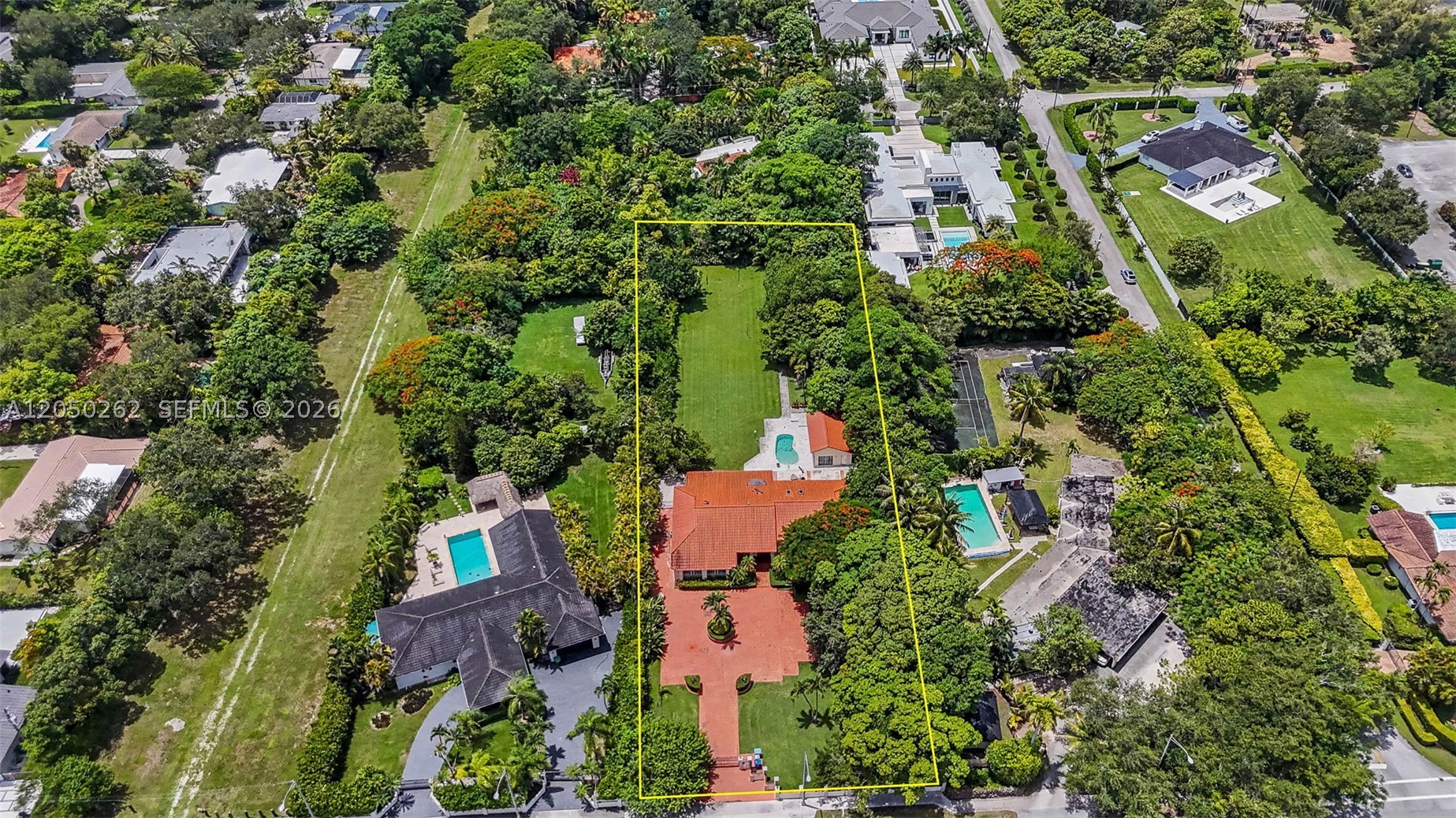 7030 Sunset Dr, Miami FL 33143