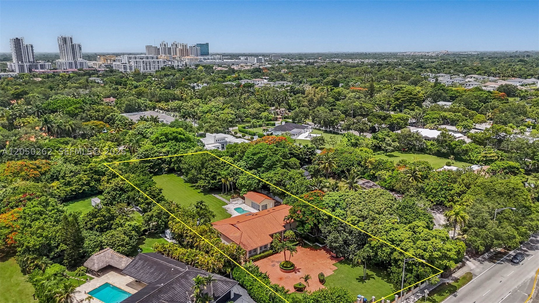 7030 Sunset Dr, Miami FL 33143