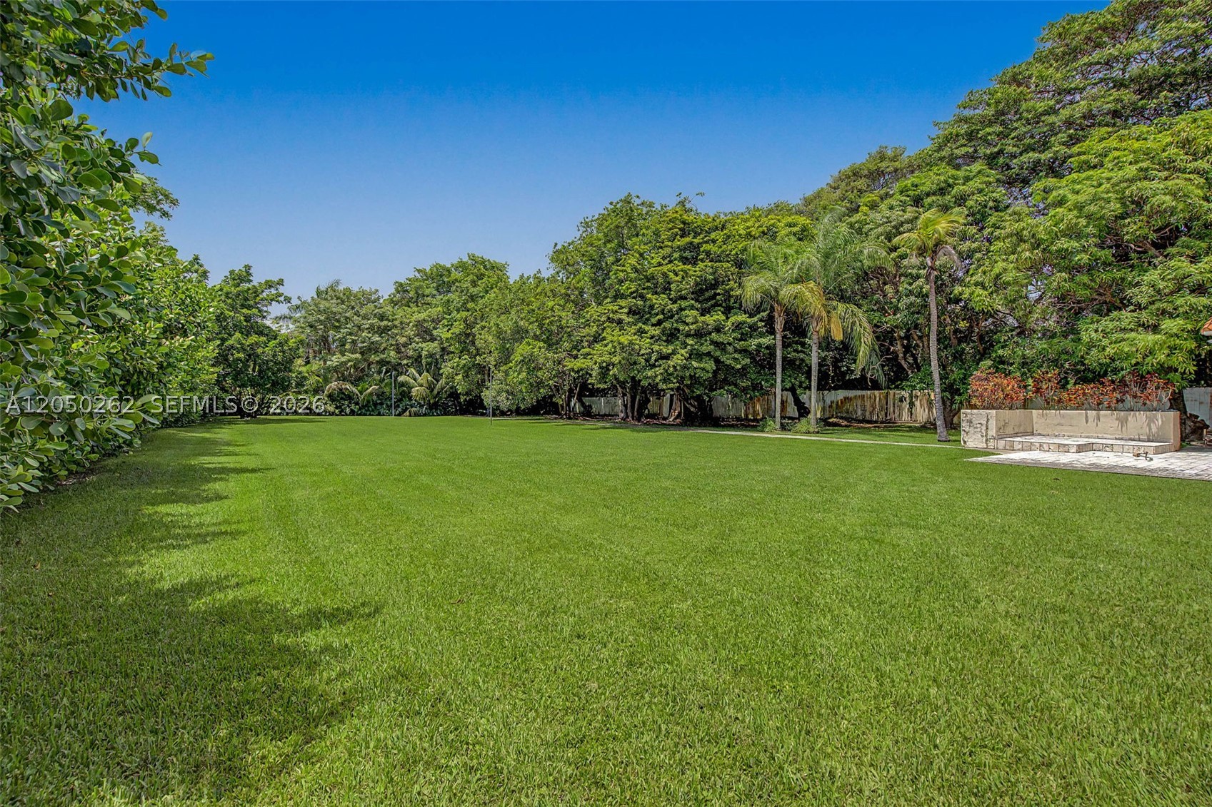 7030 Sunset Dr, Miami FL 33143