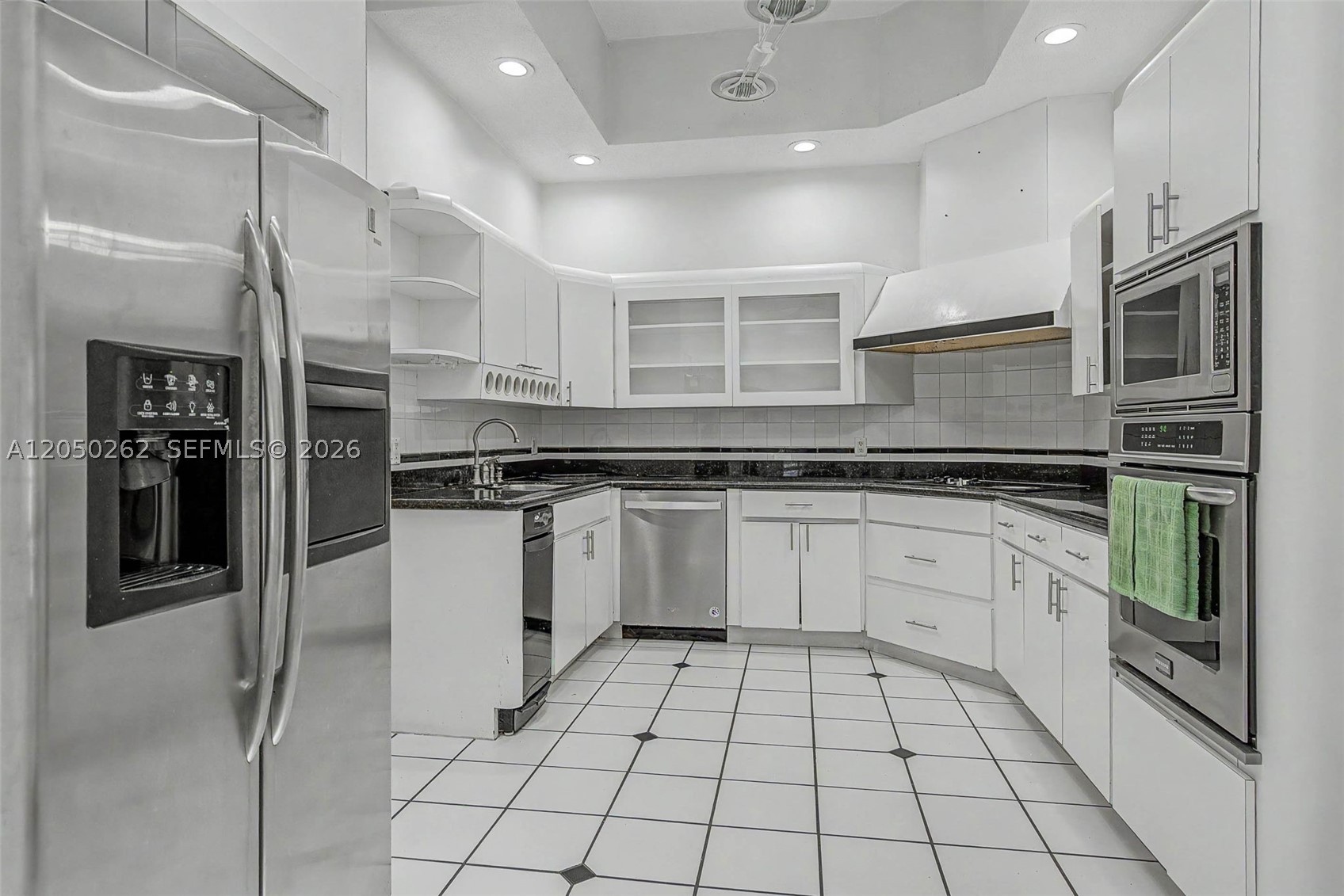 7030 Sunset Dr, Miami FL 33143