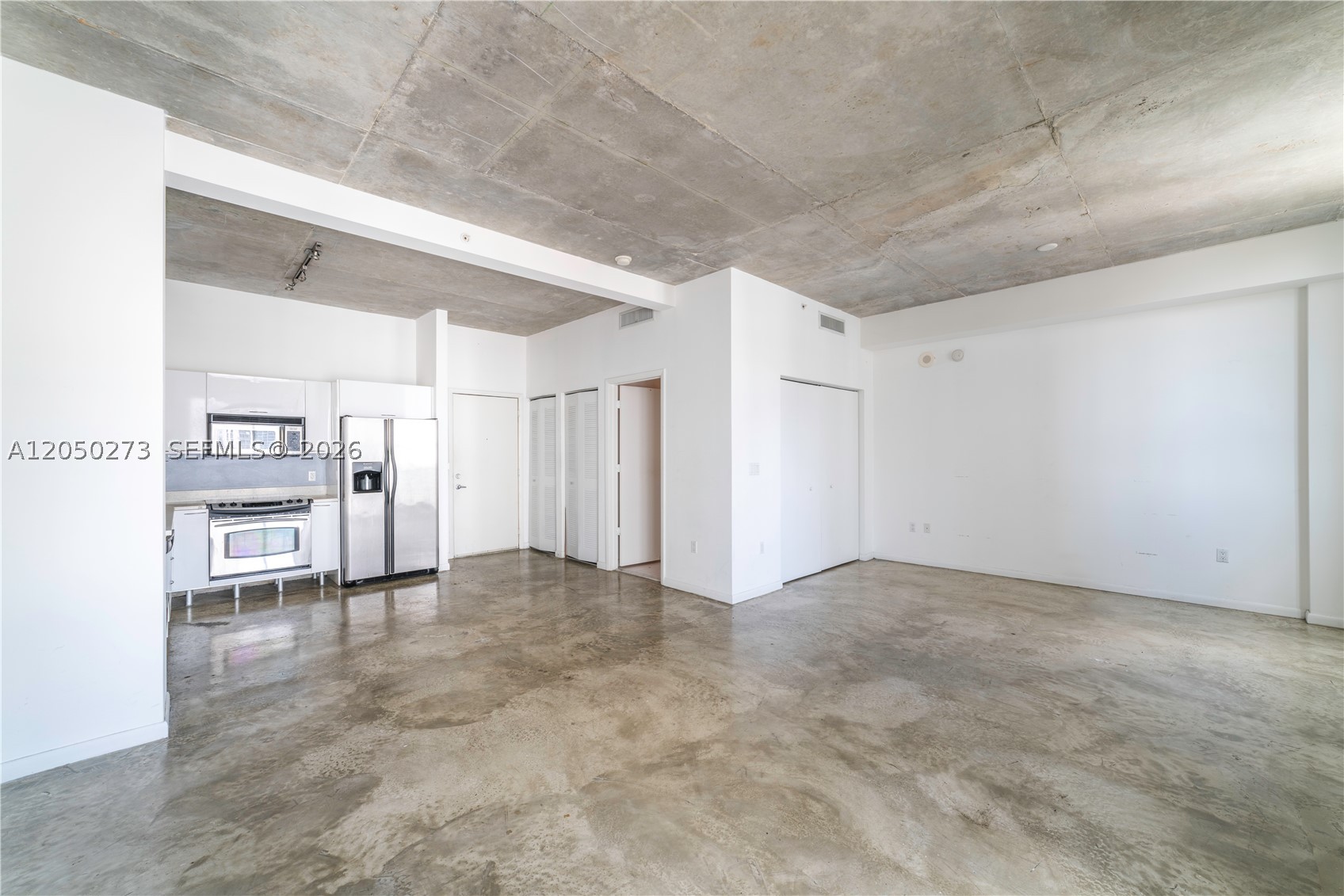 234 NE 3rd St #305, Miami FL 33132
