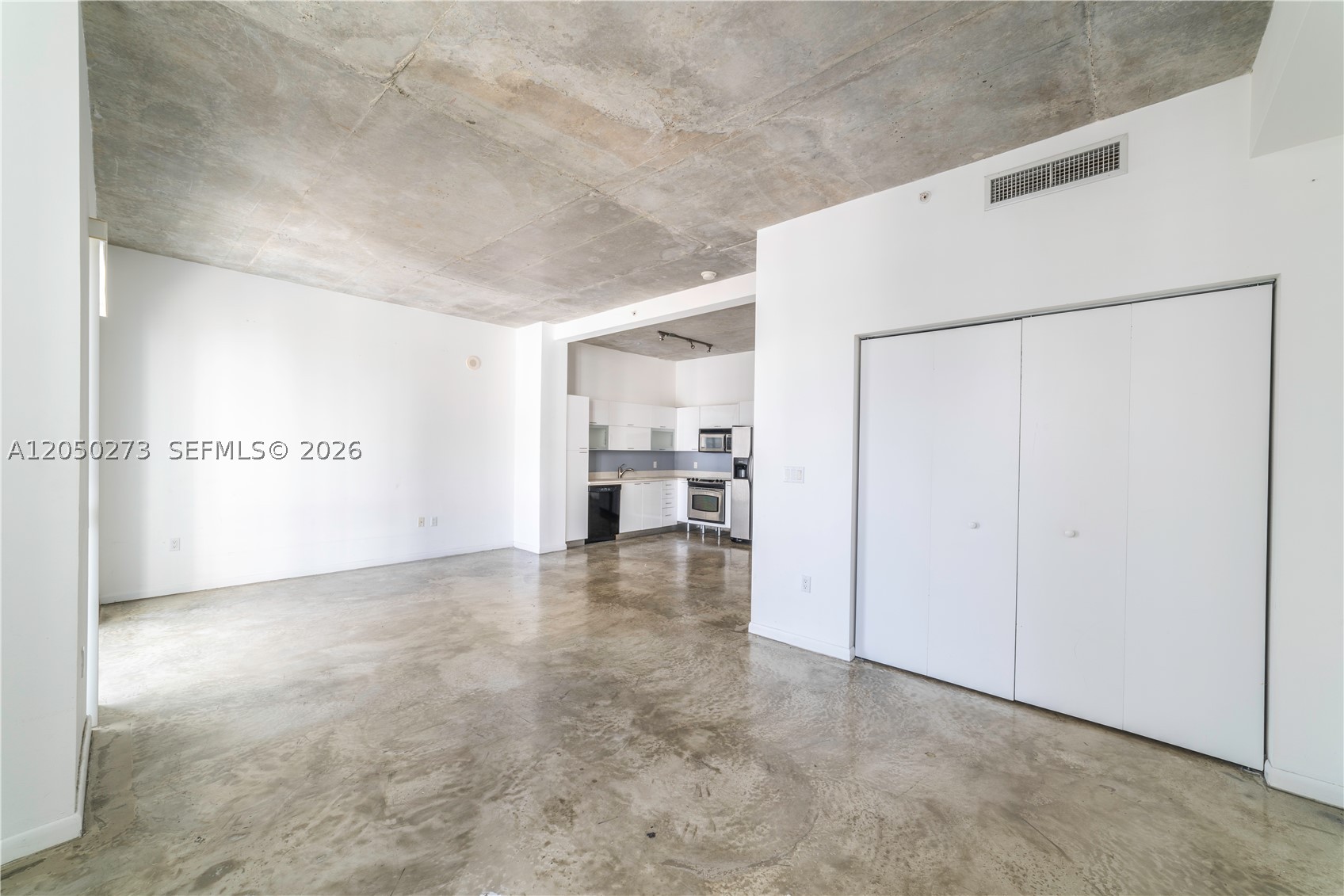 234 NE 3rd St #305, Miami FL 33132