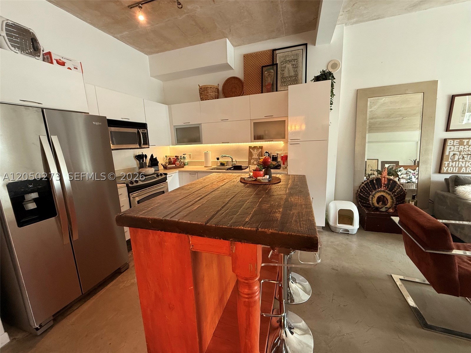 234 NE 3rd St #305, Miami FL 33132