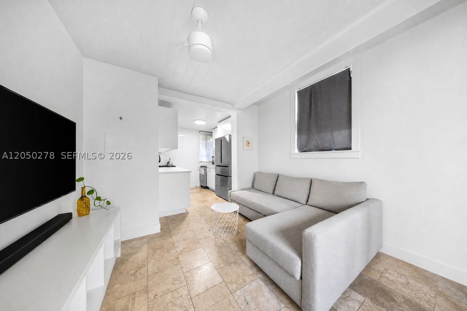 1548 Biarritz Dr, Miami Beach FL 33141