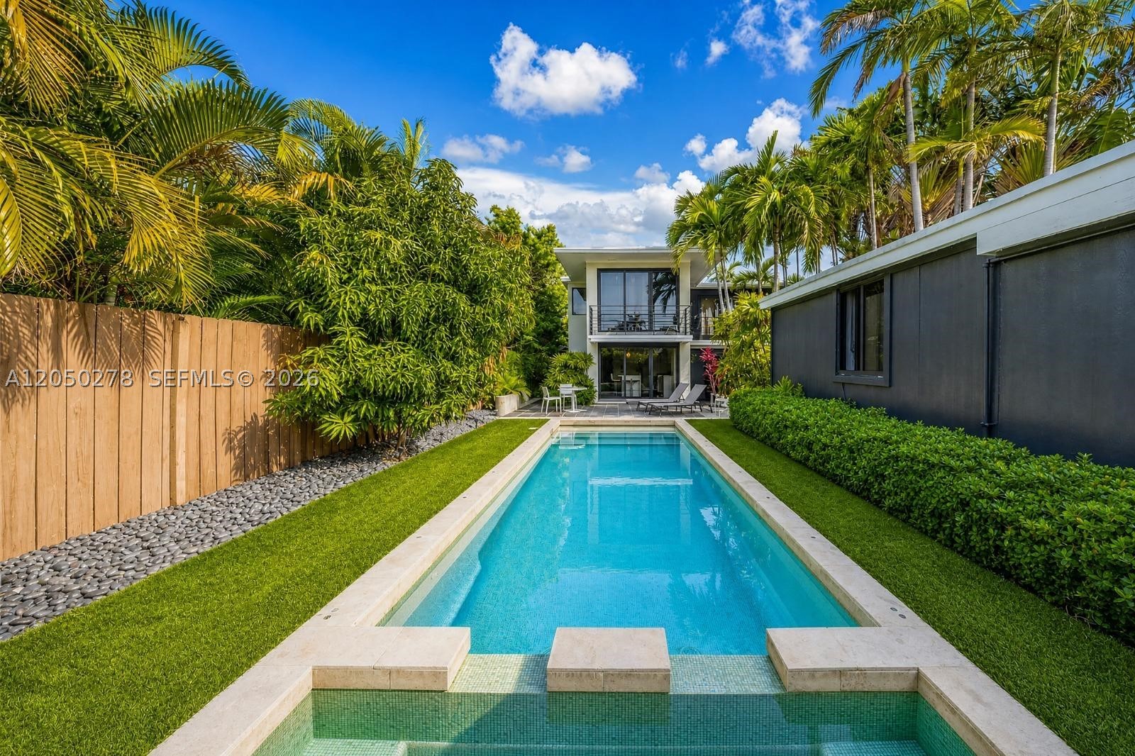 1548 Biarritz Dr, Miami Beach FL 33141
