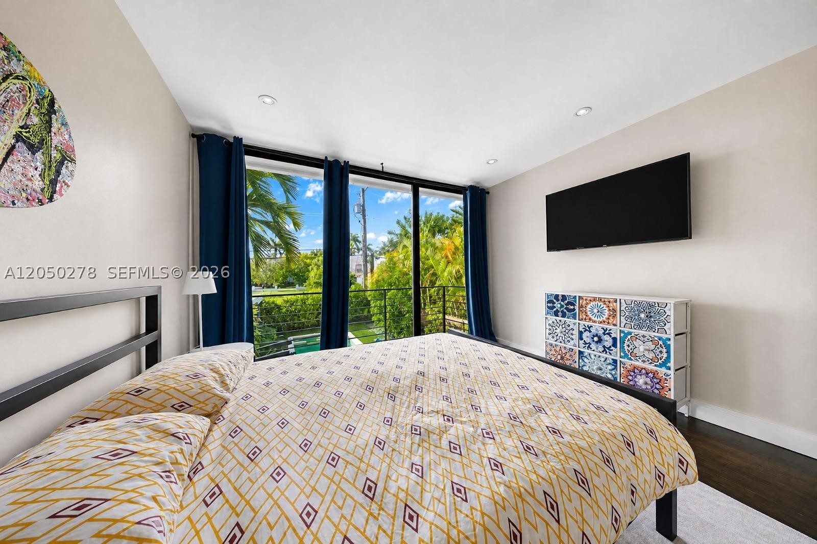 1548 Biarritz Dr, Miami Beach FL 33141