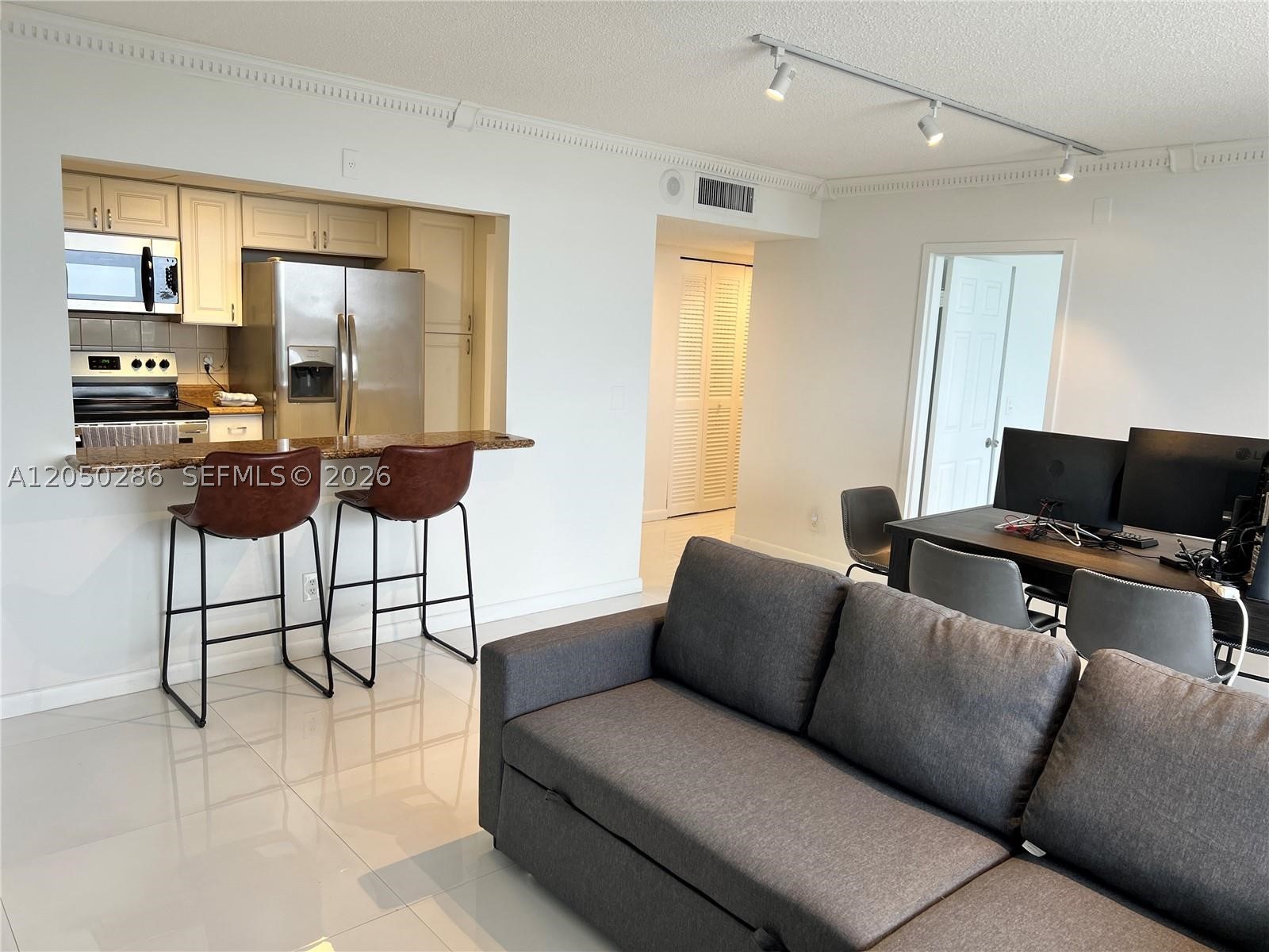 13499 Biscayne Blvd #1407, North Miami FL 33181