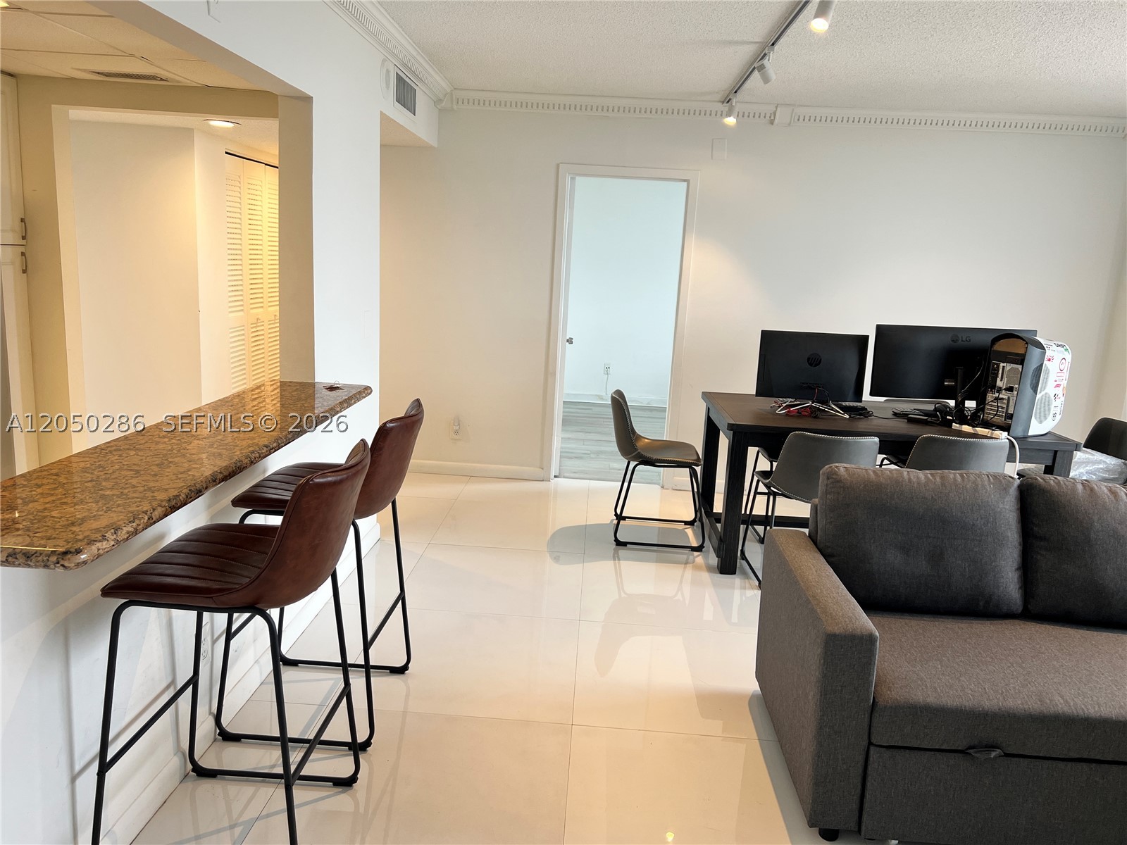 13499 Biscayne Blvd #1407, North Miami FL 33181