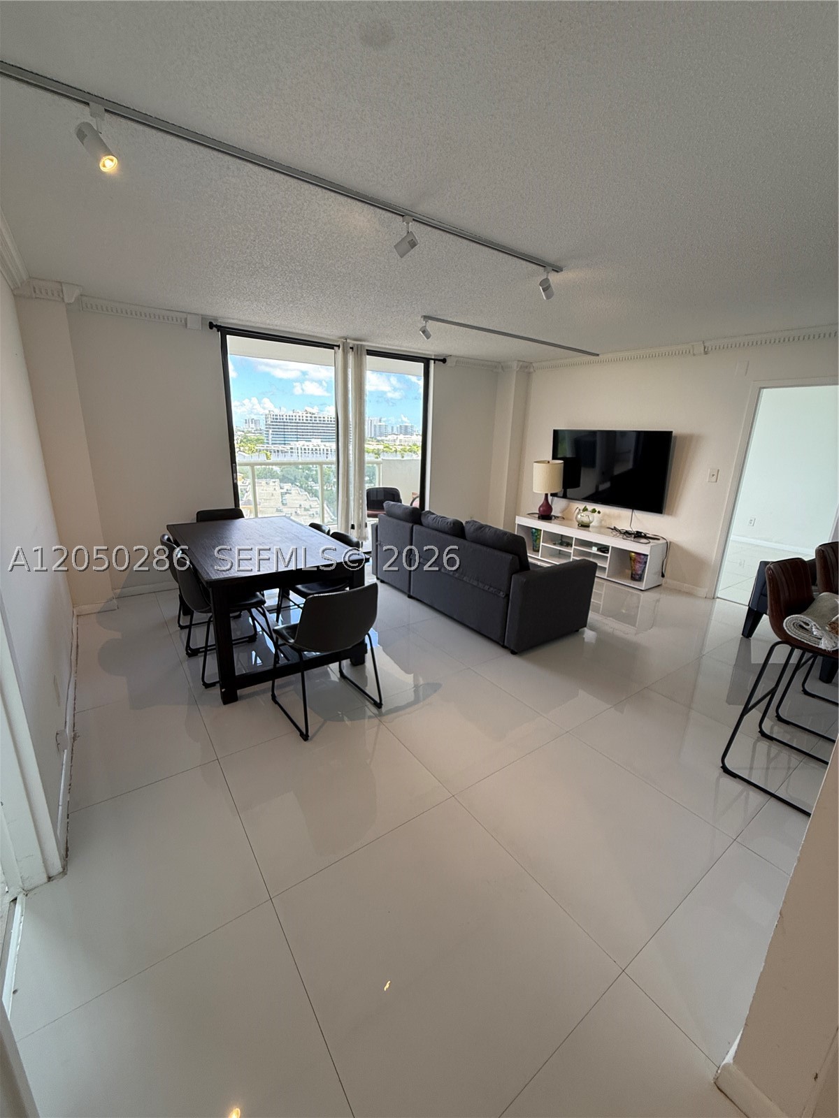 13499 Biscayne Blvd #1407, North Miami FL 33181
