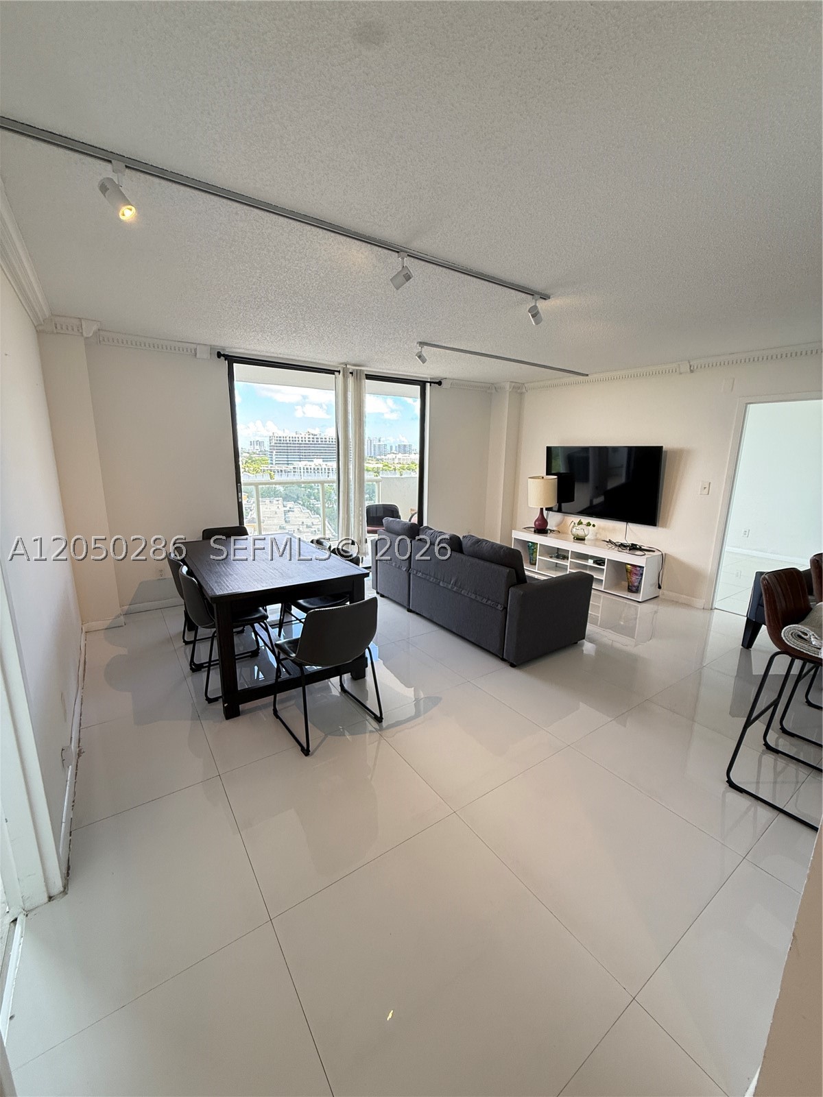 13499 Biscayne Blvd #1407, North Miami FL 33181
