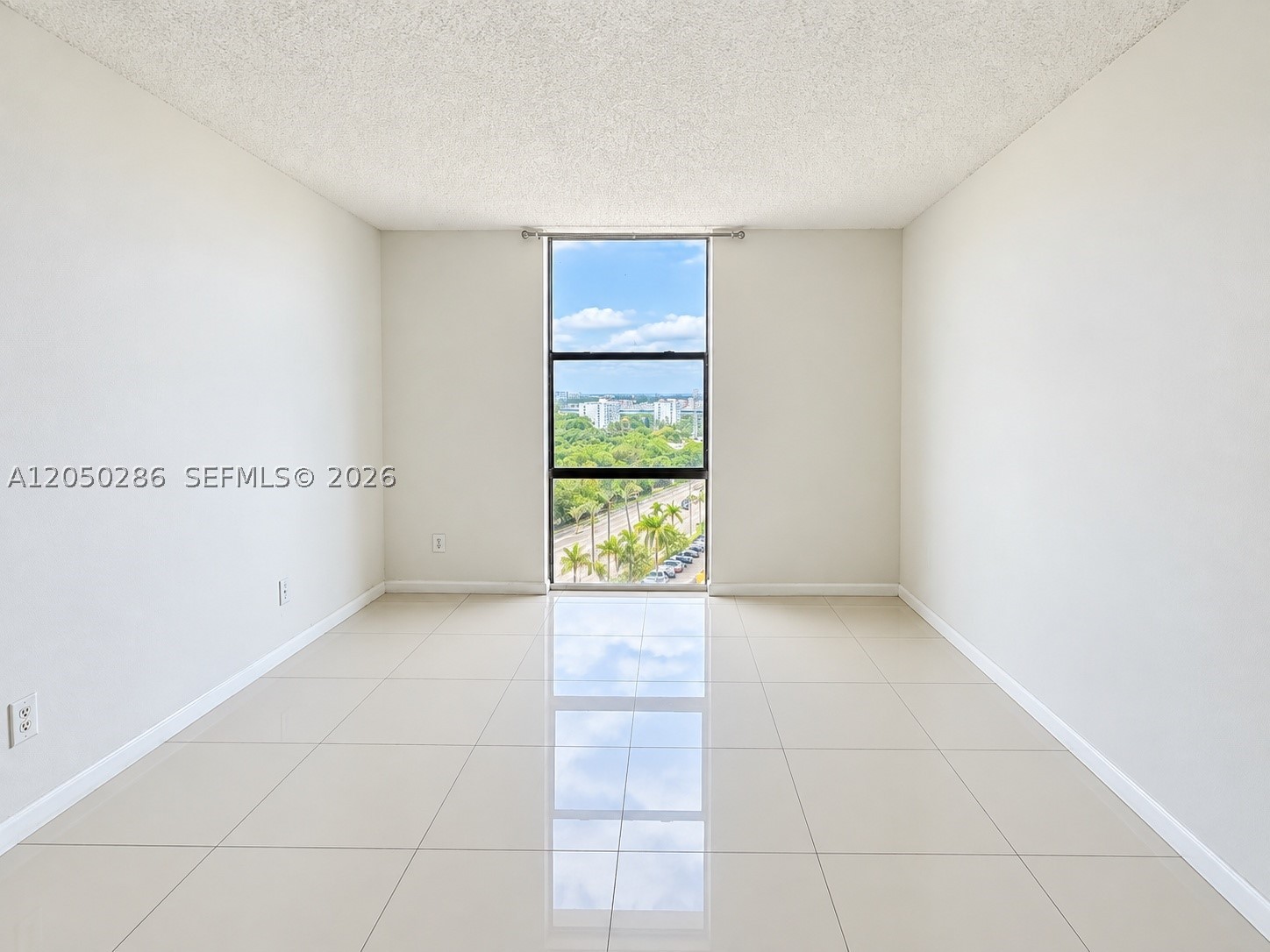13499 Biscayne Blvd #1407, North Miami FL 33181